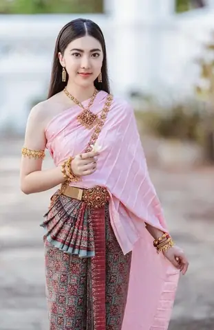 Tìm Hiểu Trang Phục Truyền Thống Của Thái Lan: Chut Thai Và Các Loại Quốc Phục Tiêu Biểu