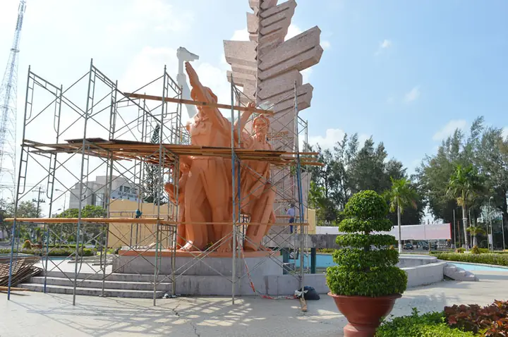 Tìm Hiểu Tượng Đài Đồng Khởi Bến Tre: Ý Nghĩa, Cấu Trúc Và Lịch Sử Hình Thành