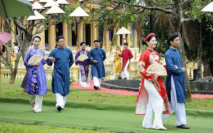 Văn Hoá Việt Nam: Đặc Trưng, Nguồn Gốc Và Các Yếu Tố Tạo Nên Bản Sắc Dân Tộc
