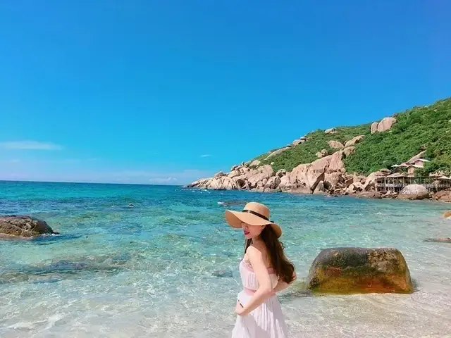 Vịnh Ninh Vân Nằm Ở Đâu: Vị Trí Chi Tiết Và Cách Di Chuyển Từ Nha Trang Vịnh Ninh Vân Nằm Ở Đâu: Vị Trí Chi Tiết Và Cách Di Chuyển Từ Nha Trang