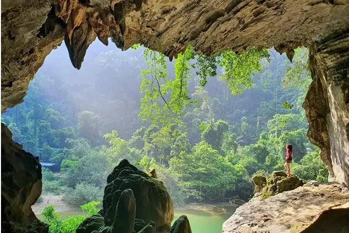 Tìm Hiểu Vườn Quốc Gia Phong Nha Kẻ Bàng: Vị Trí, Đặc Trưng Và Trải Nghiệm Khám Phá