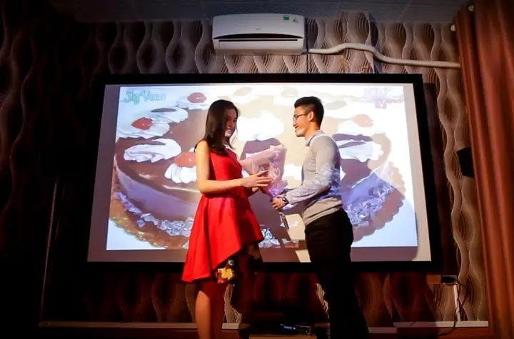 Top Quán Cafe Phim Riêng Tư Cho 2 Người Ở Hà Nội: Địa Điểm Hẹn Hò Lý Tưởng Và Bảng Giá Top Quán Cafe Phim Riêng Tư Cho 2 Người Ở Hà Nội: Địa Điểm Hẹn Hò Lý Tưởng Và Bảng Giá